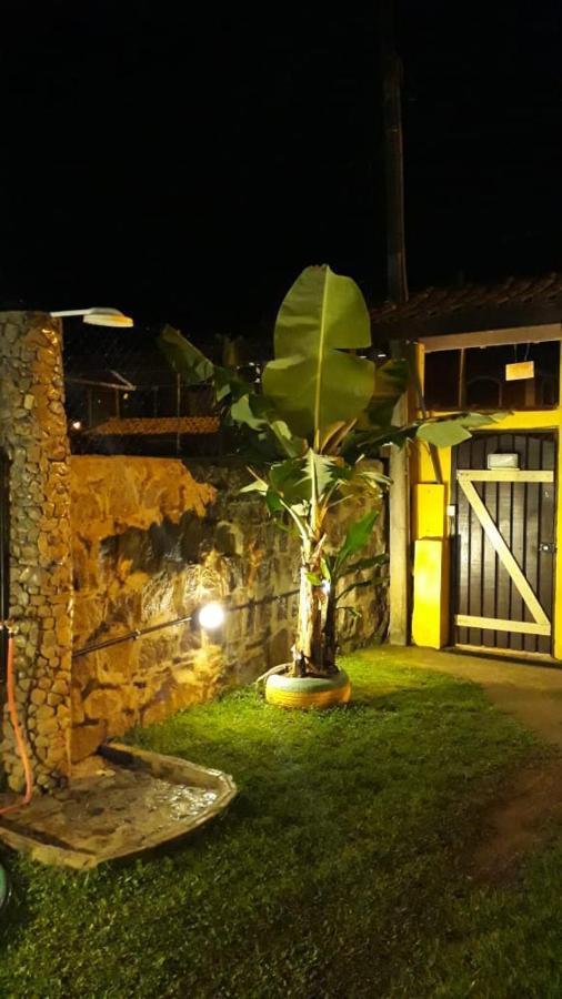 Chale Canto Do Galo Ilhabela Bagian luar foto